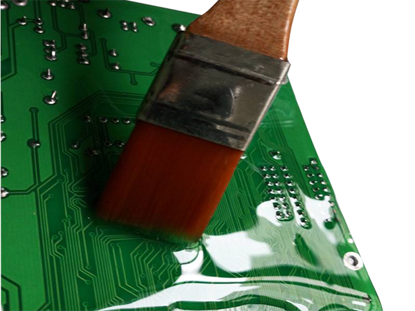 PCB电路板为什么需要使用三防漆？